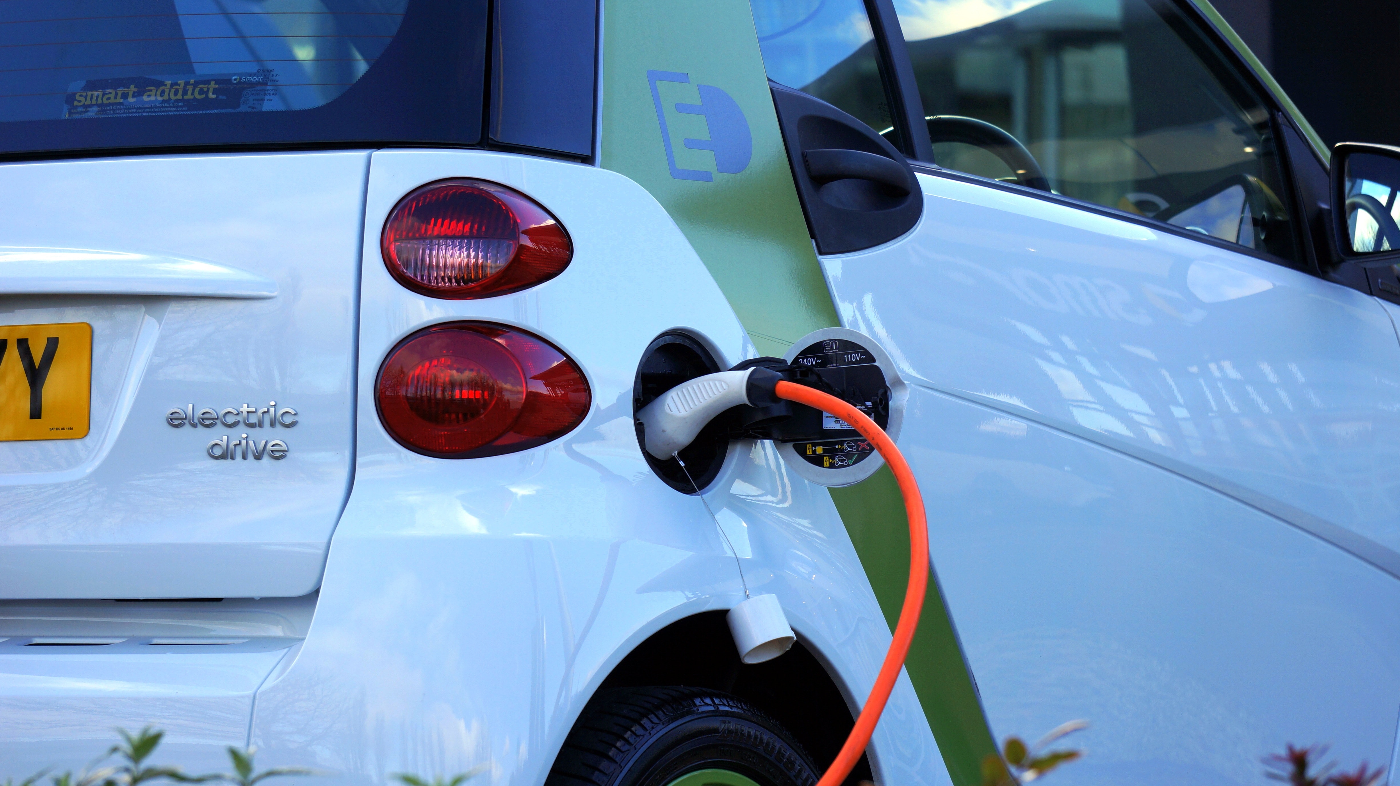 Electric Cars in India: The Clear Picture