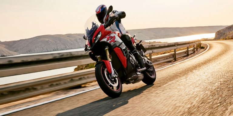 BMW S 1000 XR Pro Launched In India @₹ 20,90,000