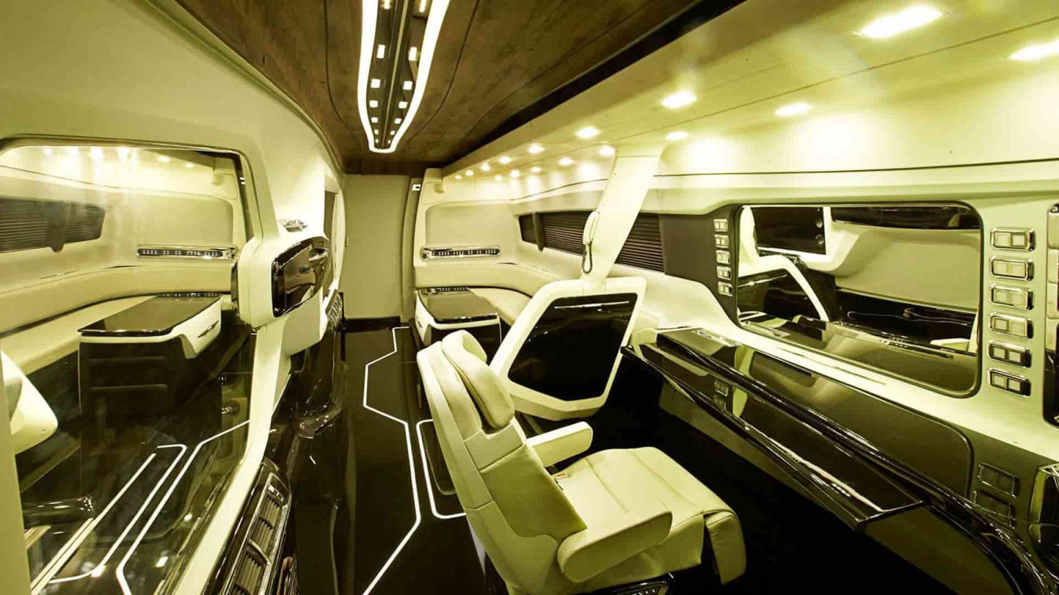 Bollywood Celebrities And Their Super Luxurious & Lavish Vanity Vans!