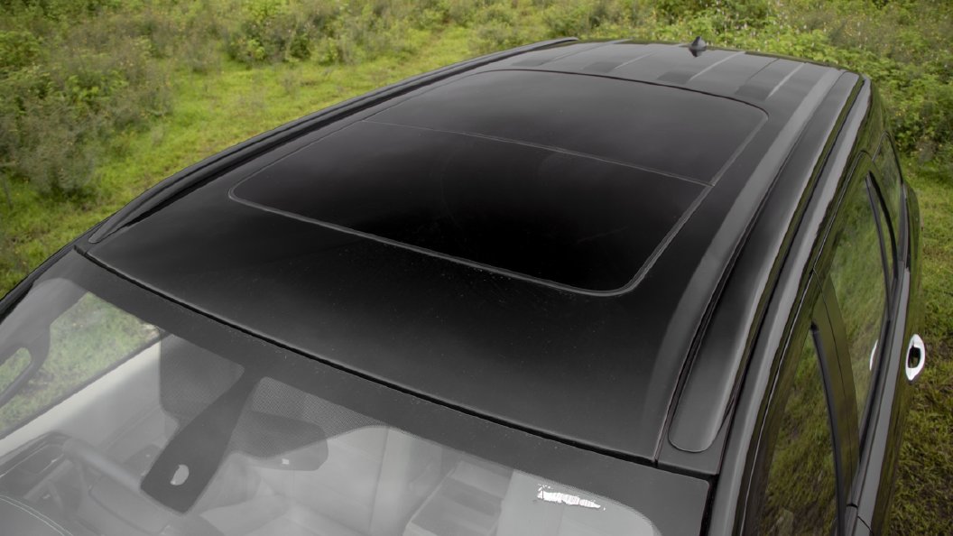 Car Makers And Their Love\Hate Relationship With The Sunroof