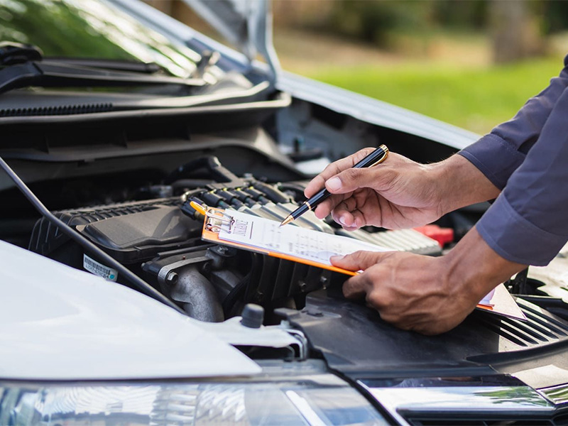 Inspecting Service Records and Engine History