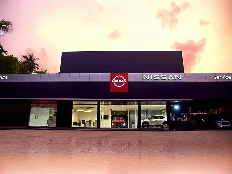 Safety and Tech Features