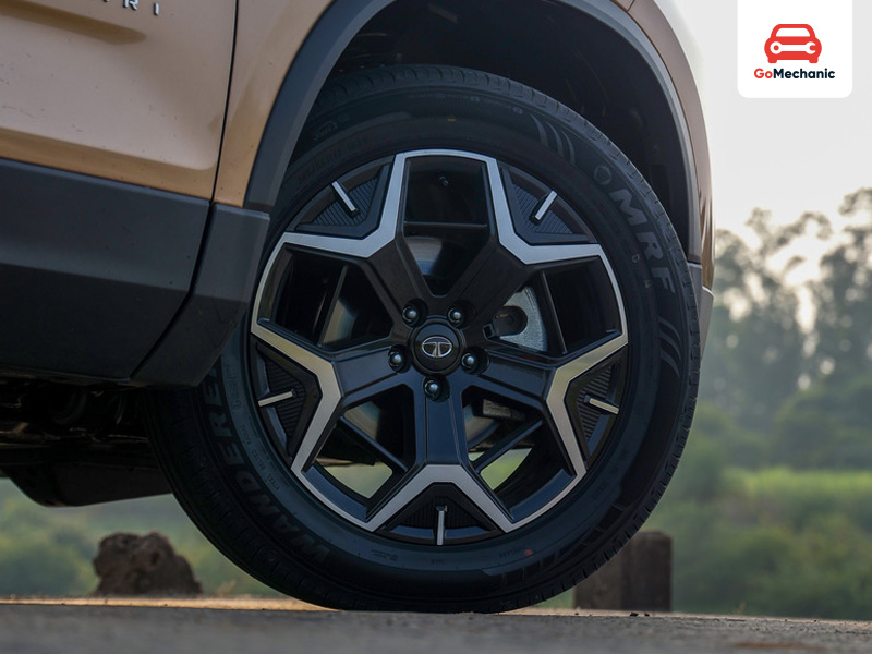 Tata Safari Tyre Size